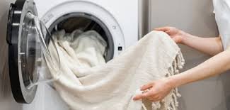 تنظيف الكنب والستائر بالبخار في المنزل